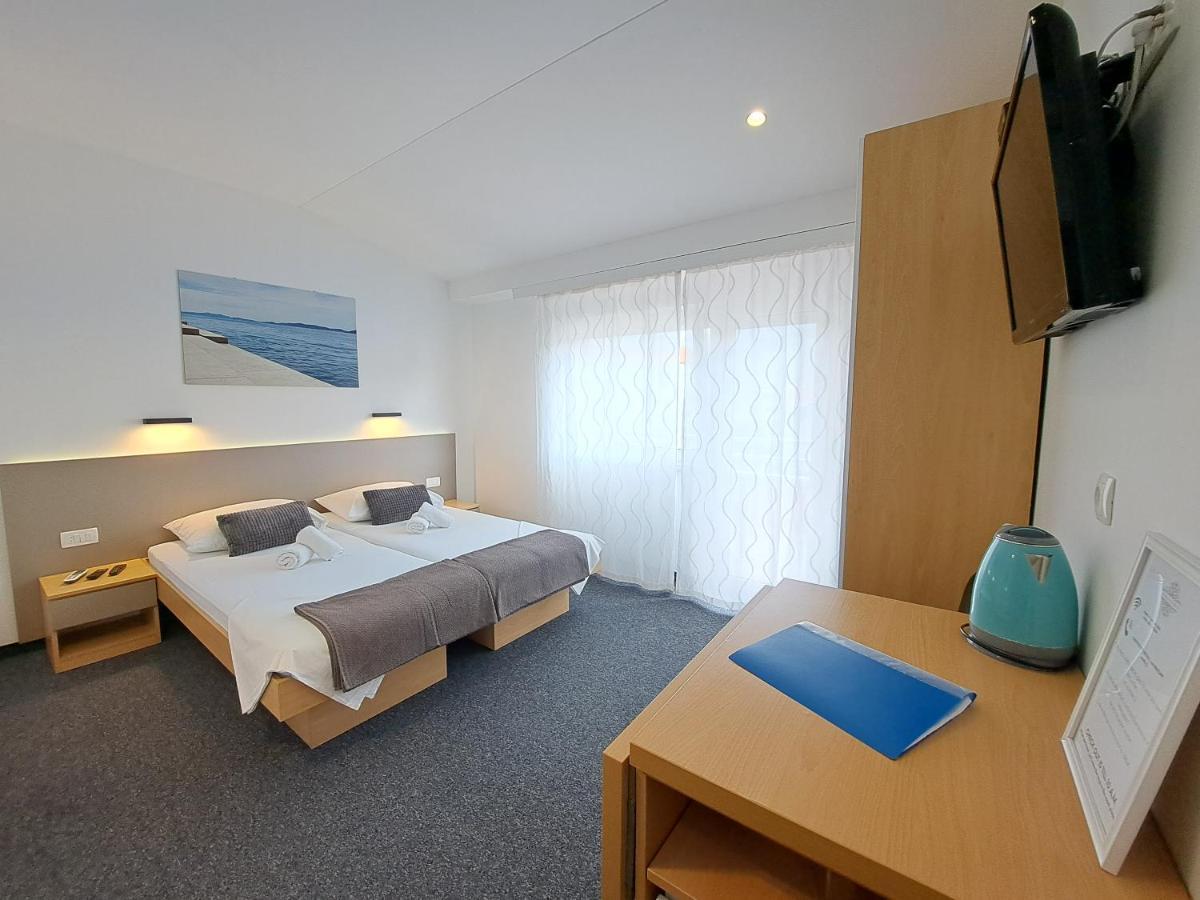Rooms Zvonimir Stobreč Exterior foto