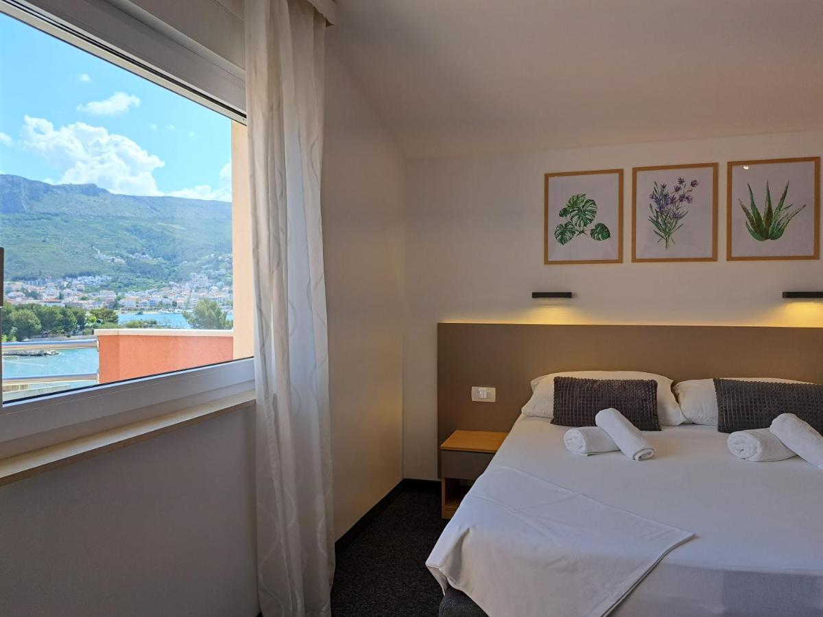 Rooms Zvonimir Stobreč Exterior foto