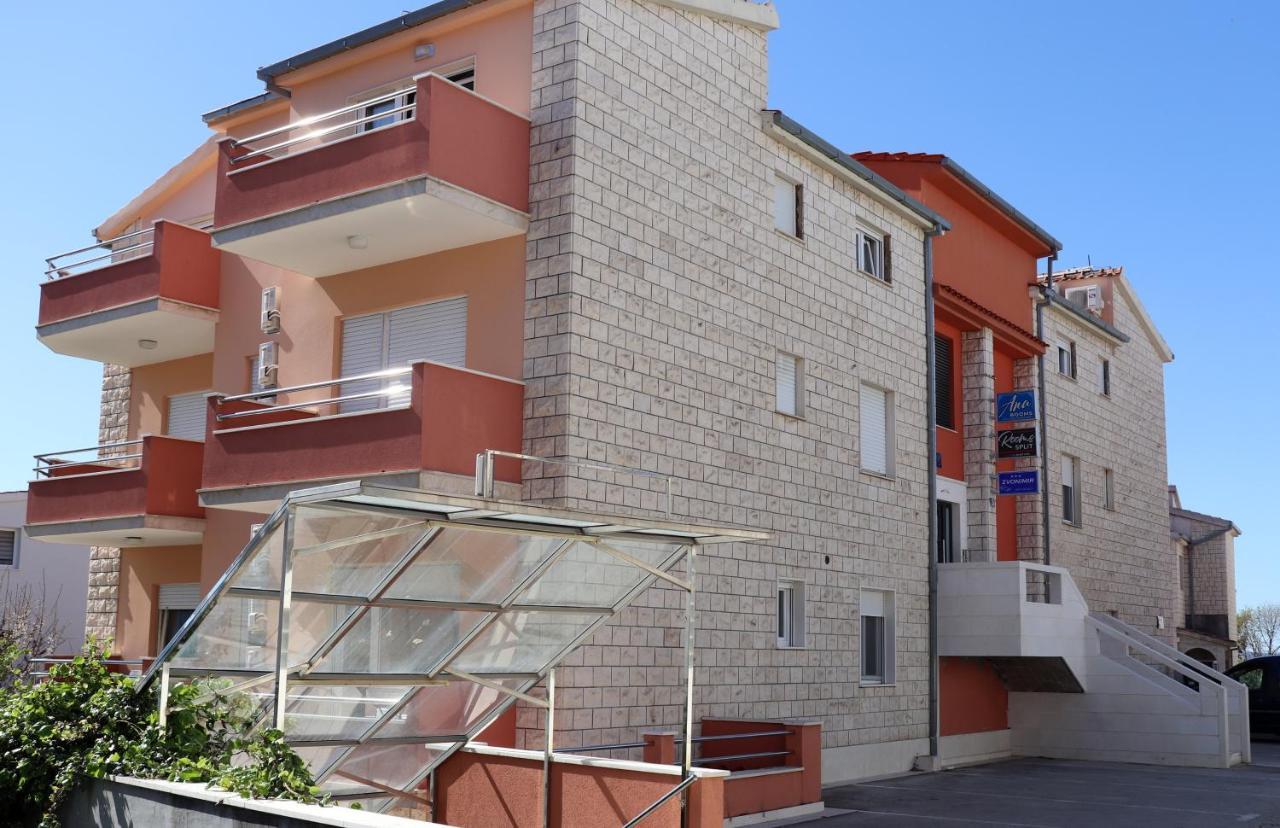 Rooms Zvonimir Stobreč Exterior foto